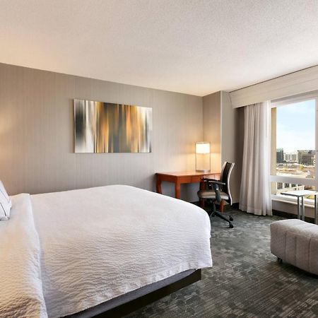 Courtyard By Marriott Tysons Mclean Hotell Tysons Corner Exteriör bild